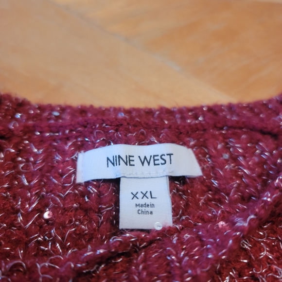 Sweater - Picture 2 of 3